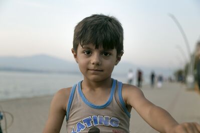 Keywords: portrait,child,kid,blue piping,brown,t-shirt,tshirt,skating,kating,boy,tanned,class,Class of portrait of children part1a - 20201020 - 1:56:38