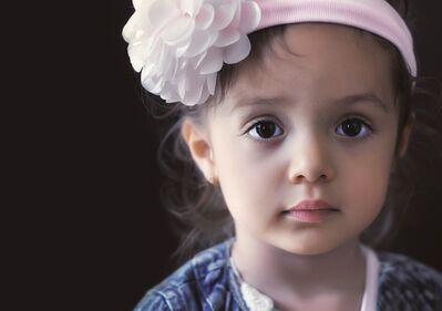 Keywords: portrait,dark hair,pink flower,headband,horizontal,portrait class,Portrait of Children - September 24 2020 - 2:42:21