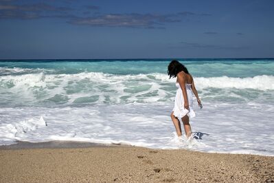 Keywords: beach,girl walk on beach,ocean,sea,seashore,girl in white,wave,sand beach,painting a person walking in ocean waves