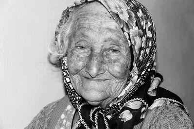 Keywords: Charcoal drawing of an old lady