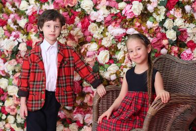 Keywords: portrait,child,kid,children,boy,girl,sitting,standing,roses,red,black plaid,wihte shirt,long braid