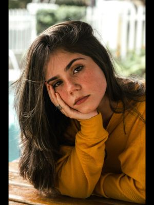 reference_long_hair_girl_tilted
