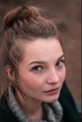 Filename=reference_girl_messy_hairs.jpg
Filesize=171KiB
Dimensions=642x960
Date added=Jul 25, 2025 reference_girl_messy_hairs.jpg