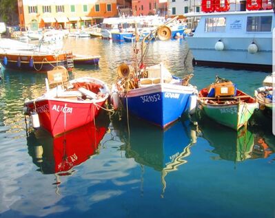 Keywords: Watercolor painting loosely of boats and reflection,harbor,water