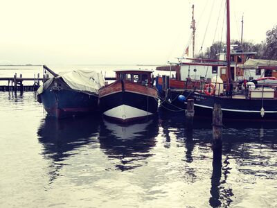 Keywords: boats,coast,port,Watercolor of Seaport with Boats - 32:49