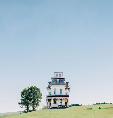 Keywords: house,tree,sky