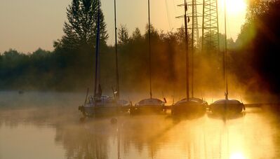 sunrise-1046700_1920
Keywords: sunrise,morning,boats,water