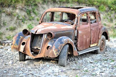 Keywords: how to paint an old car