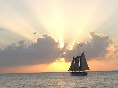 Keywords: sailboat-keywest,painting sunrise in Key West