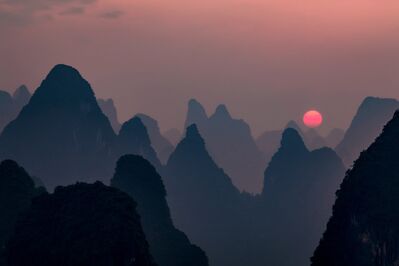 Keywords: China,mountains,sunset,orange,sun