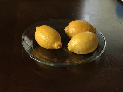 Keywords: lemons.three,glass,dish