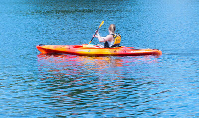 Keywords: Boston,Charles River,boating,water,reflection