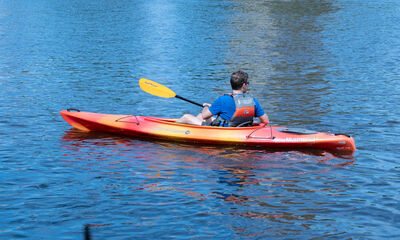 Keywords: Boston,Charles River,boating,water,reflection