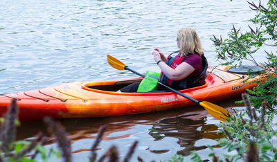 Keywords: Boston,Charles River,boating,water,reflection