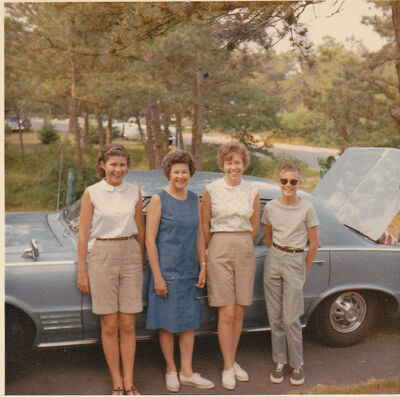 Judy Lee Lauri Jim on to MN 1964
