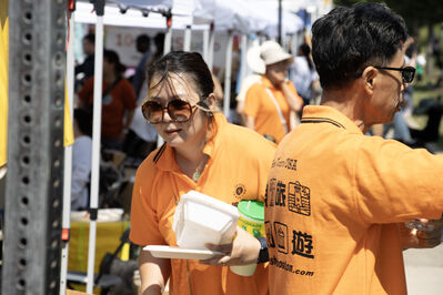 people_summer_lunch1
