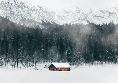 house
Keywords: snow,snowy,house,mountain,trees