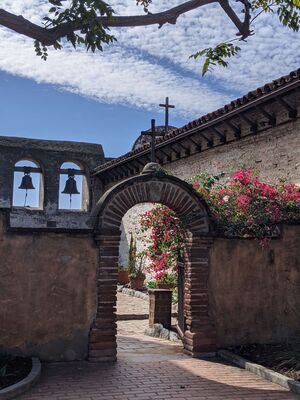 Keywords: door,church