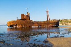 dimitrios_wreck_ship_boat_beach.jpg