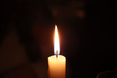 Keywords: candle light