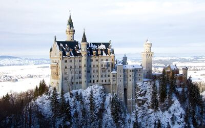 Keywords: castle,winter,snowy