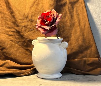 reference_rose_vase
